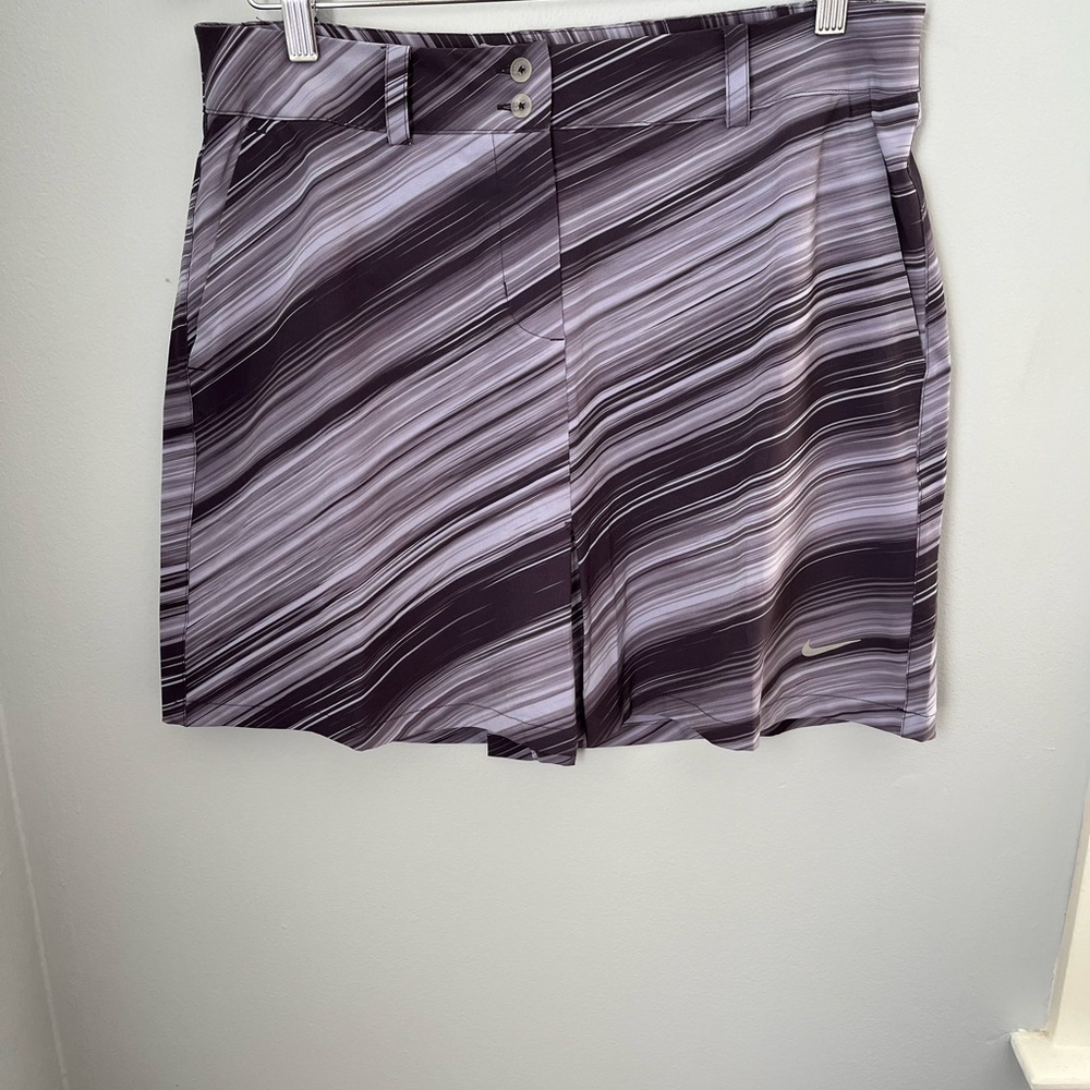 Nike Gray and Purple Athletic‎ Shorts Lightweight Performance